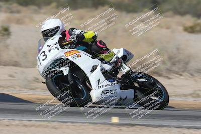 media/Nov-01-2025-CVMA (Sat) [[fc0f7531b8]]/Race 7-Formula Twins-Formula 40 UL/